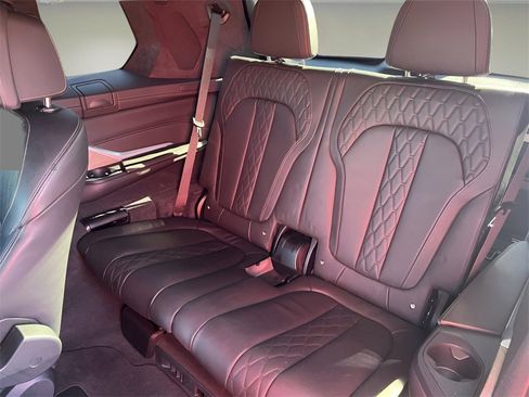 Used 2019 BMW X7 xDrive50i image 13