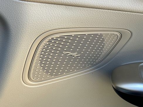 Certified 2024 Mercedes-Benz GLC 300 image 22