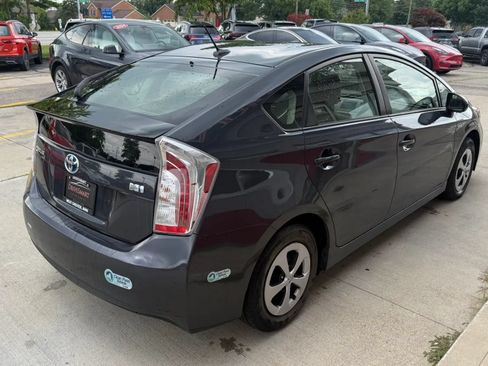Used 2015 Toyota Prius Three FWD image 3