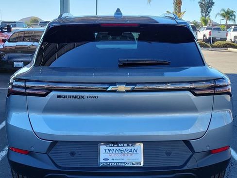 New 2026 Chevrolet Equinox EV LT AWD/4WD image 19