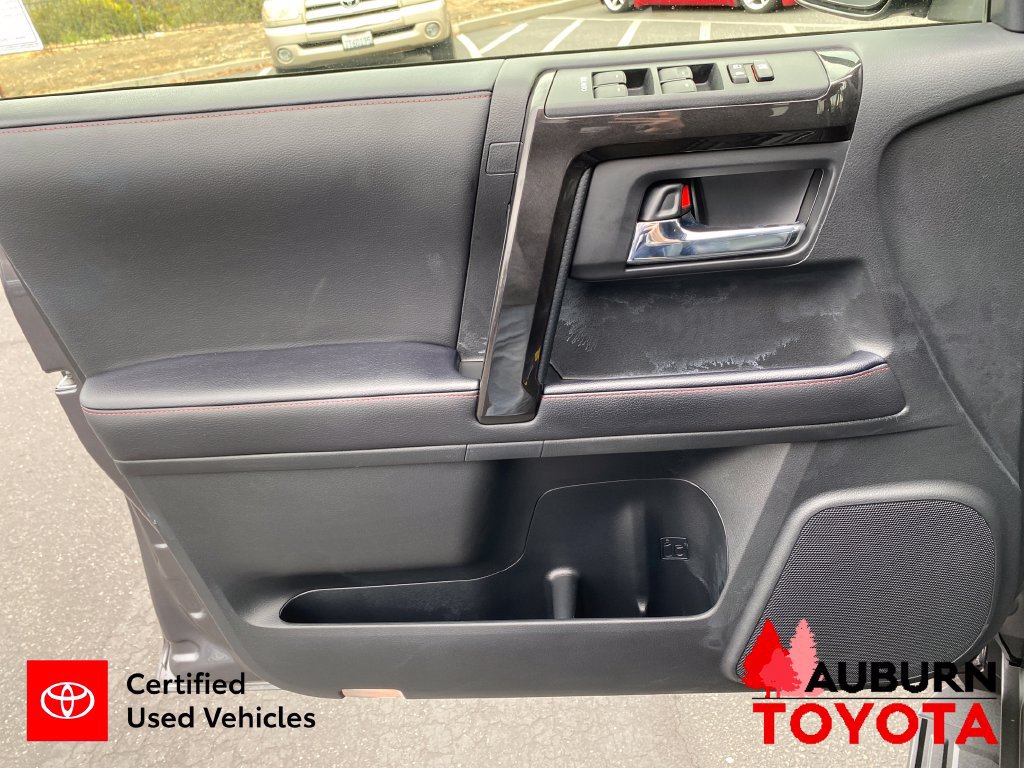 Used 2023 Toyota 4Runner TRD Off-Road Premium w/ Moonroof Package AWD/4WD image 10