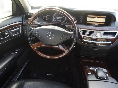 Used 2013 Mercedes-Benz S 550 4MATIC image 21