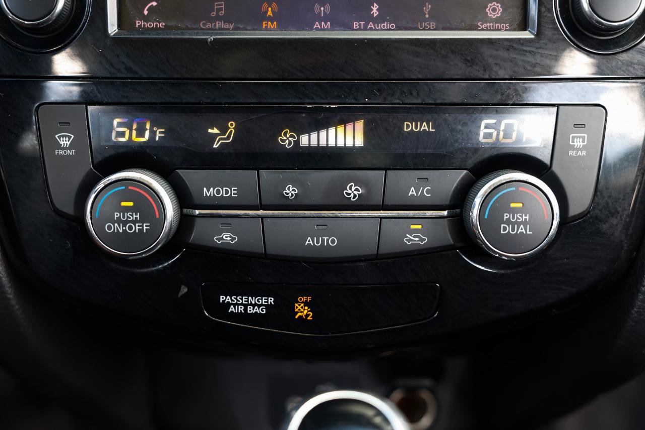 Used 2018 Nissan Rogue SV AWD/4WD image 31