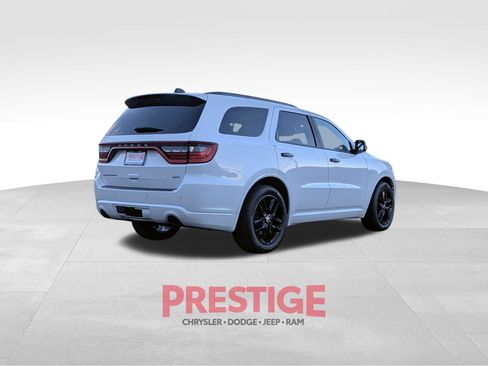Used 2024 Dodge Durango GT RWD image 9