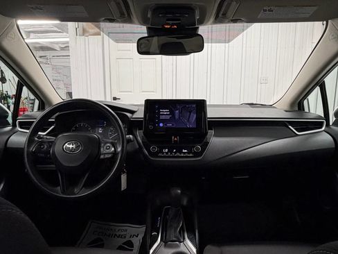 Used 2023 Toyota Corolla LE FWD image 15