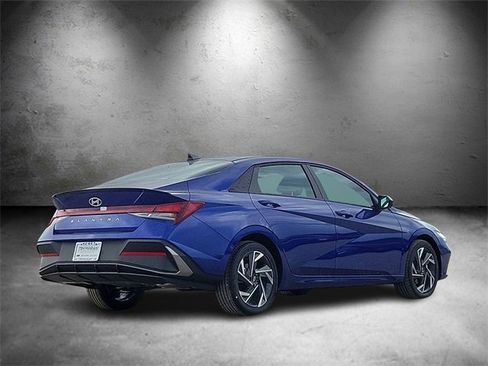 New 2025 Hyundai Elantra Sport image 4