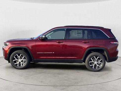 New 2026 Jeep Grand Cherokee Limited AWD/4WD image 2