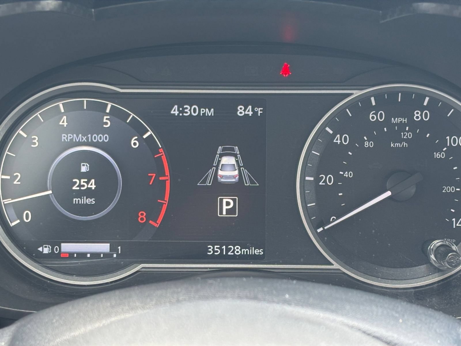 Used 2025 Nissan Versa SV FWD image 35