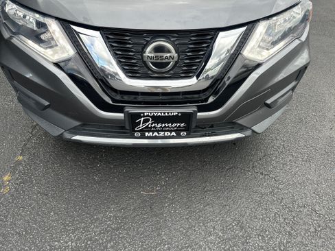 Used 2019 Nissan Rogue SV FWD image 22