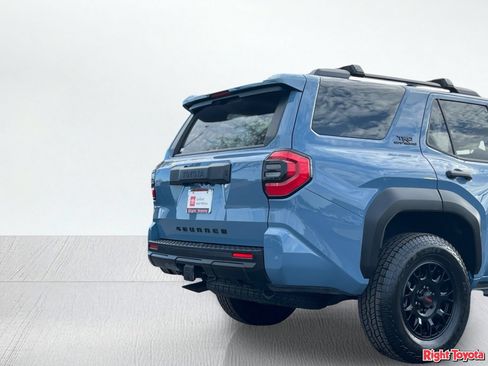 Certified 2026 Toyota 4Runner TRD Off-Road Premium AWD/4WD image 12