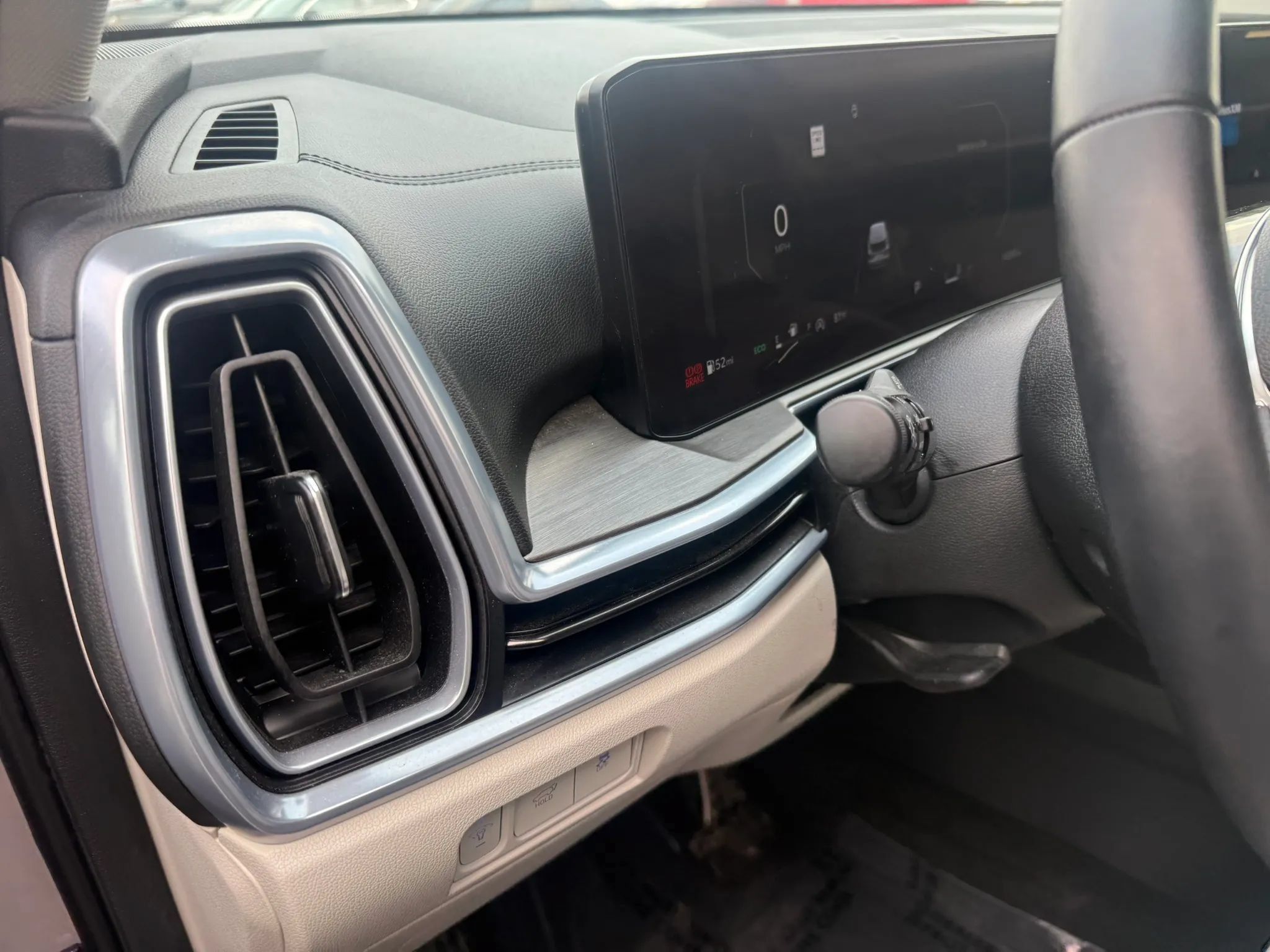Used 2025 Kia Sorento SX AWD/4WD image 19
