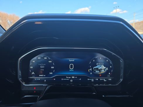 Used 2023 Chevrolet Silverado 1500 ZR2 w/ Technology Package image 25