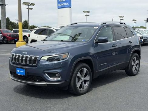Used 2020 Jeep Cherokee Limited AWD/4WD image 4