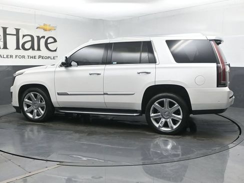 Used 2017 Cadillac Escalade Luxury AWD/4WD image 59