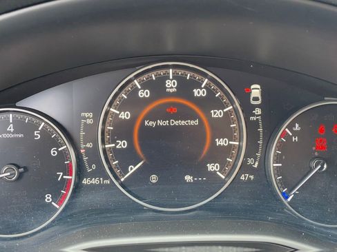 Used 2020 MAZDA MAZDA3 Hatchback w/ Premium Package image 18