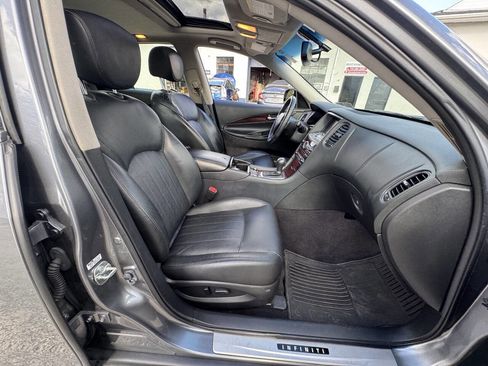 Used 2017 INFINITI QX50 Base 4dr Crossover w/ Premium Package image 67