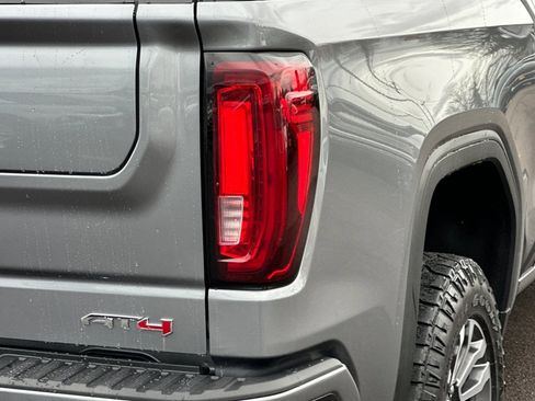 Used 2021 GMC Sierra 1500 AT4 w/ Off-Road Performance Package image 25