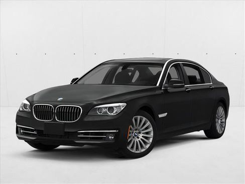 Used 2013 BMW 740Li xDrive AWD/4WD image 1