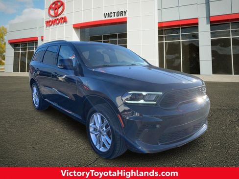 Used 2024 Dodge Durango GT image 1