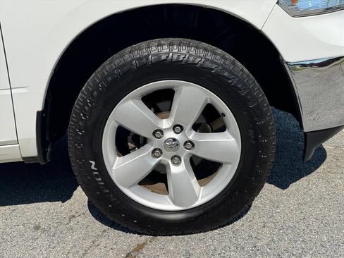 Used 2021 RAM 1500 Tradesman w/ Tradesman SXT Package RWD image 9