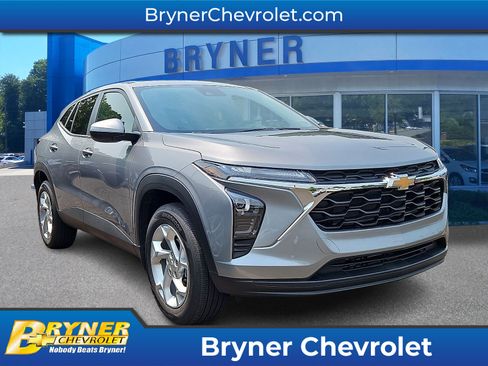 Used 2026 Chevrolet Trax LS w/ LS Convenience Package FWD image 1