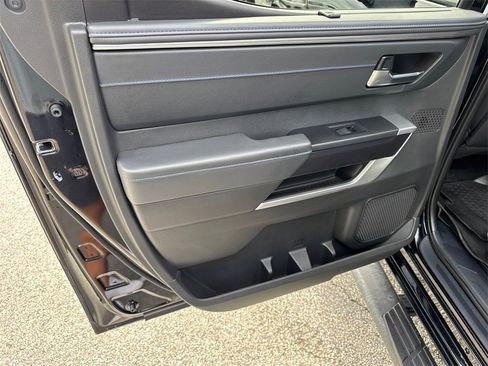 Used 2024 Toyota Tundra Platinum image 21