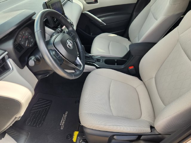 Certified 2024 Toyota Corolla Cross LE w/ Moonroof Package FWD image 13