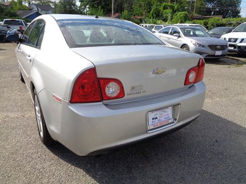 Used 2010 Chevrolet Malibu LS FWD image 7
