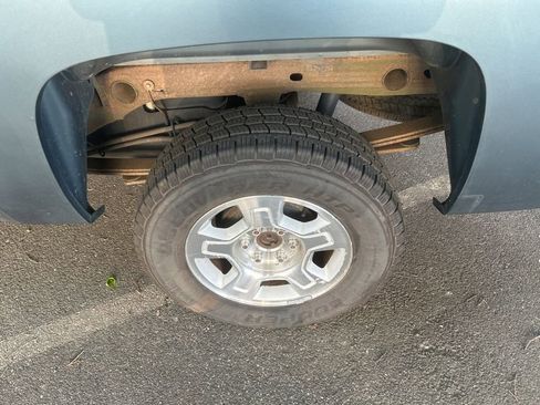 Used 2007 Chevrolet Silverado 1500 LT w/ 1LT Convenience Package image 24