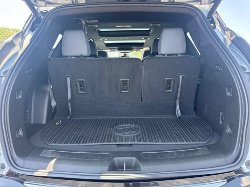 Certified 2024 Buick Enclave Essence w/ Experience Buick Package AWD/4WD image 8