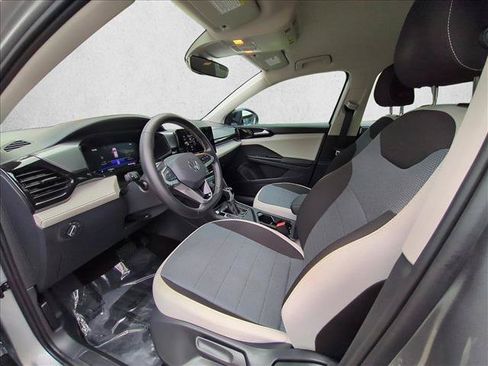 Used 2025 Volkswagen Taos S FWD image 15