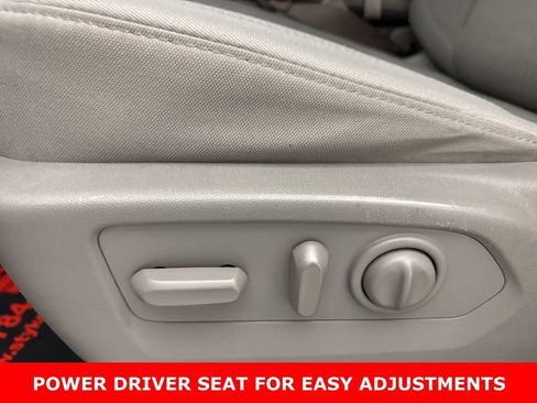 Used 2022 GMC Sierra 2500 SLE w/ SLE Convenience Package image 5