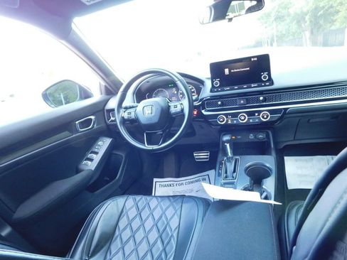Used 2023 Honda Civic Sport image 6
