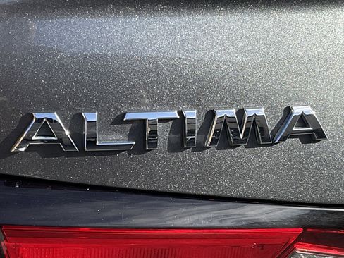 Used 2019 Nissan Altima 2.5 S image 7