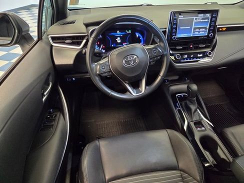 Used 2022 Toyota Corolla XSE FWD image 13