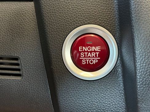 Used 2017 Honda Fit EX image 21