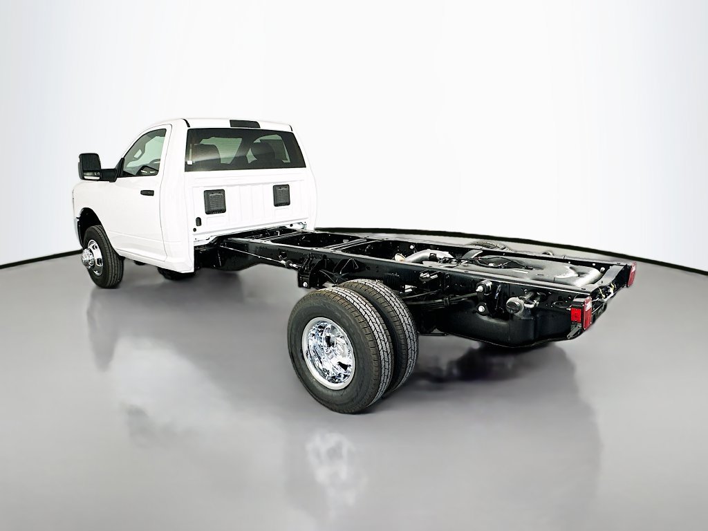 New 2026 RAM 3500 Tradesman w/ Chrome Appearance Group A RWD image 5