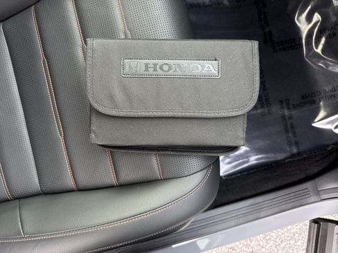 Certified 2025 Honda CR-V Sport-L image 35