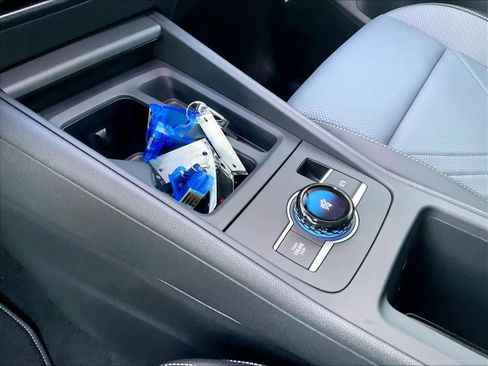 New 2026 Volkswagen Tiguan SE image 14