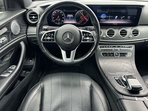 Used 2020 Mercedes-Benz E 350 4MATIC Sedan image 10