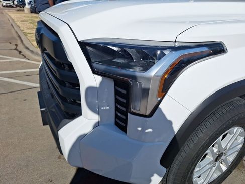 Used 2025 Toyota Tundra SR5 image 10