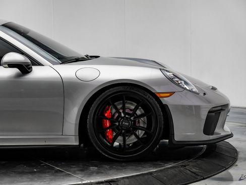 Used 2018 Porsche 911 GT3 w/ Sport Chrono Package image 19