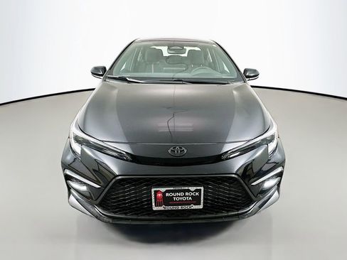 Used 2024 Toyota Corolla SE image 2