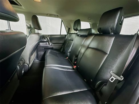 Used 2022 Toyota 4Runner TRD Off-Road Premium image 14