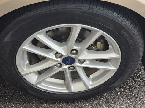 Used 2017 Ford Focus SE image 31