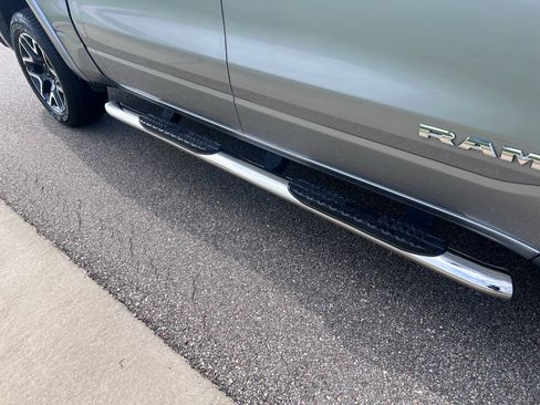 Used 2025 RAM 1500 Laramie w/ Sport Appearance Package AWD/4WD image 4