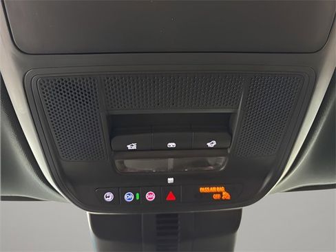 New 2026 Chevrolet Traverse Z71 w/ Enhanced Driving Package image 14