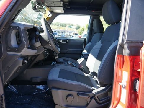 Used 2023 Ford Bronco 4-Door image 12