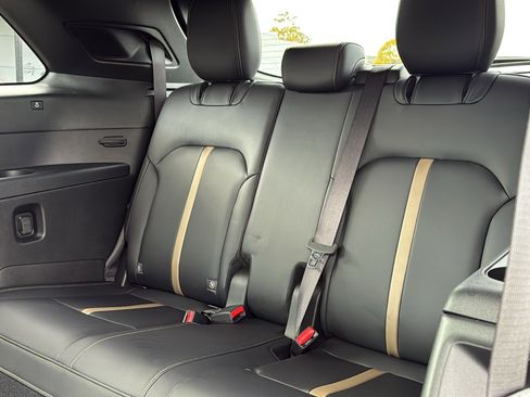 Certified 2024 MAZDA CX-90 Plug-In Hybrid w/ Premium Plus image 28