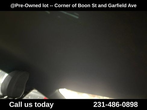 Used 2018 Ford Mustang Coupe w/ Equipment Group 101A RWD image 13